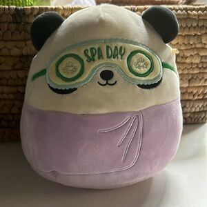 Spa day Panda Squishmallow